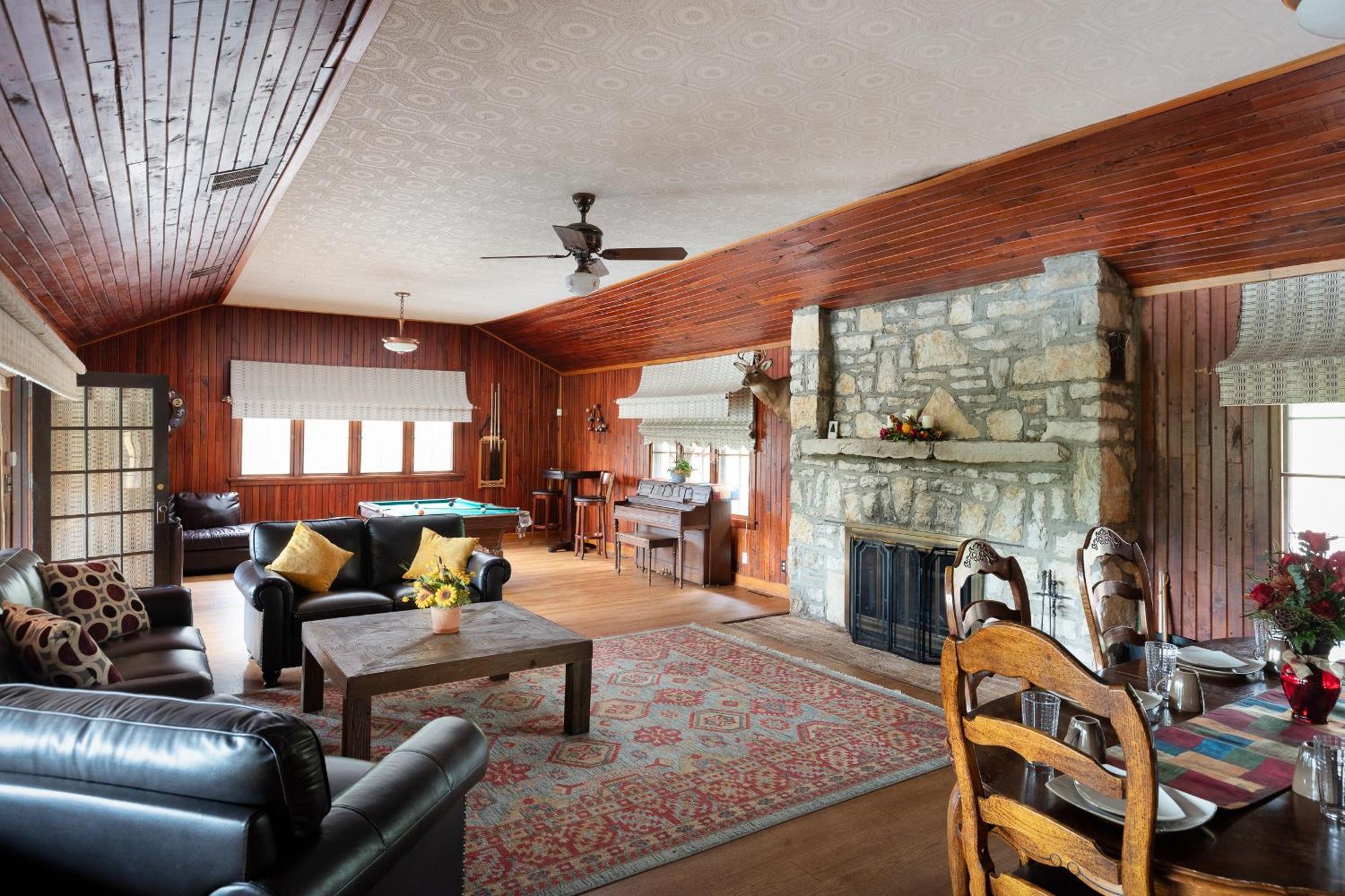 Basswood Resort Platte City Room photo