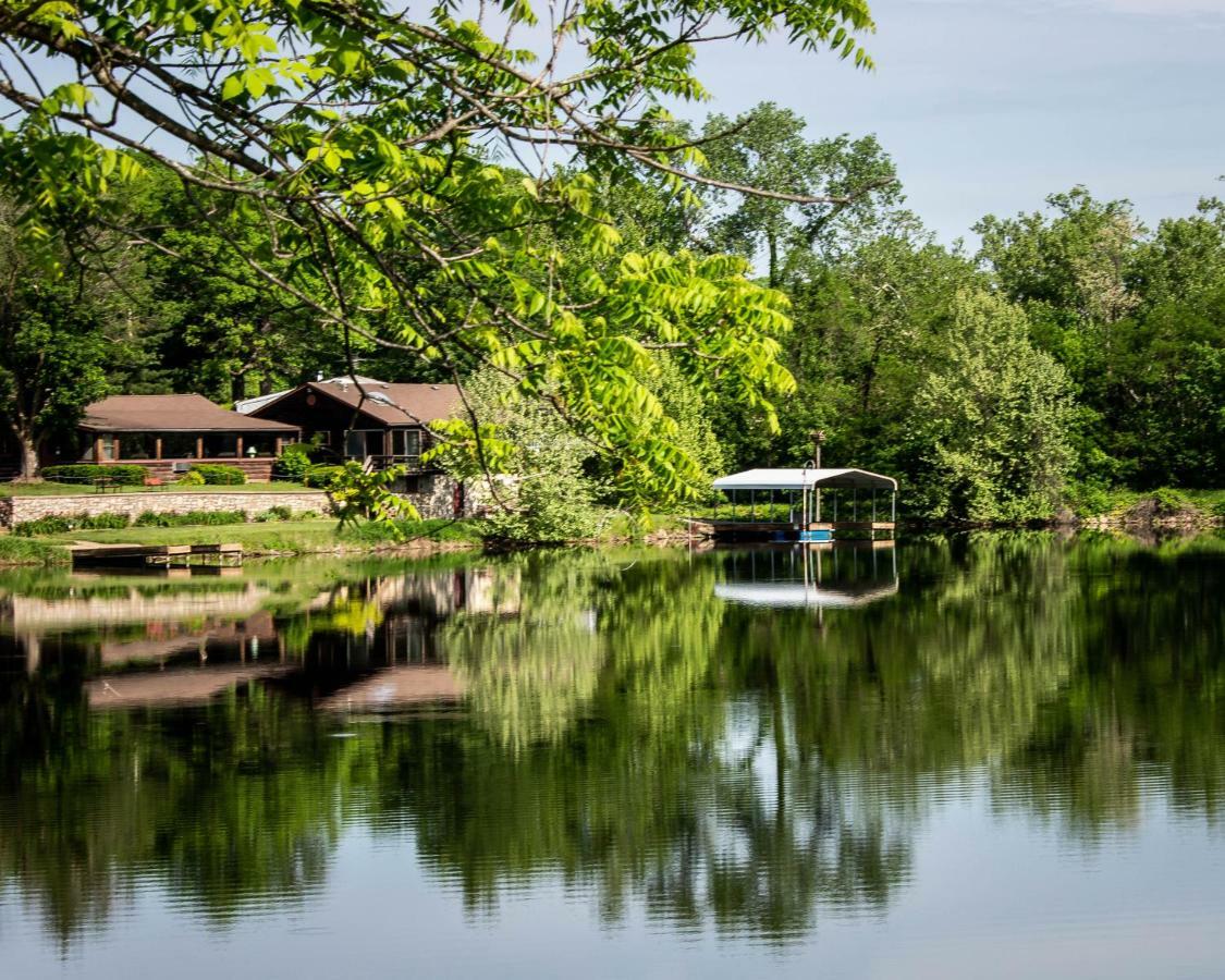 Basswood Resort Platte City Exterior photo